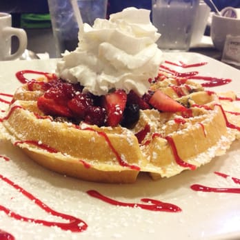 Waffles Incaffeinated - South Side - Berry waffle - Breakfast & Brunch Near Me - Pittsburgh, Pennsylvania
