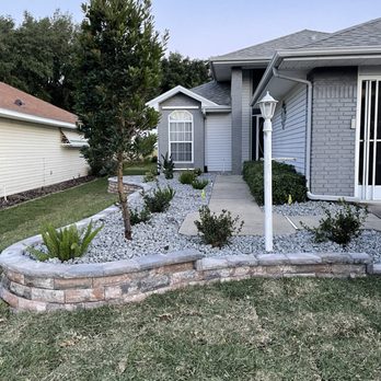 Mansfield Landscaping - Front of the house. - Landscaping Near Me - Yalaha, Florida Mansfield Landscaping - Front of the house. - Landscaping Near Me - Yalaha, Florida