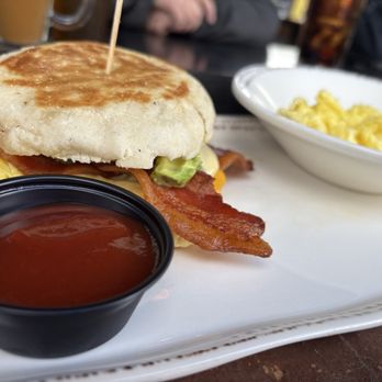 Curbside Eatery & Drinkery - Breakfast sandwich - New American Near Me - La Mesa, California