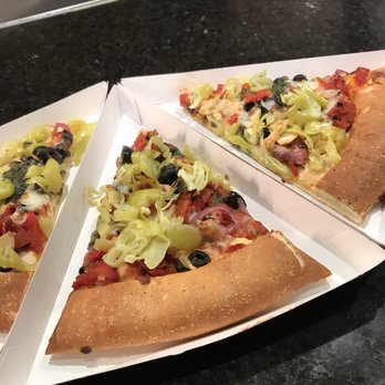 Alien Pizza Planet - Veggie pizza - Pizza Near Me - Anaheim, California