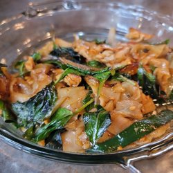 Nudi - Pad Kee Mao with Chicken