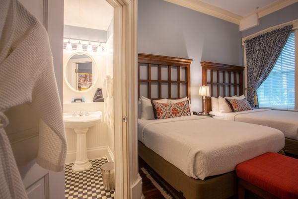 The Marshall House, Historic Inns of Savannah by null