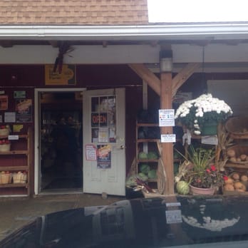 Hager's Farm Market - Entrance - Farmers Market Near Me - Shelburne Falls, Massachusetts Hager's Farm Market - Entrance - Farmers Market Near Me - Shelburne Falls, Massachusetts