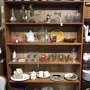 Pineapple Patti’s - Antiques Near Me - Fort Pierce, Florida