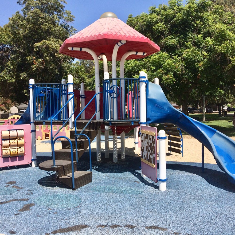 Covina Park - Playground - Parks Near Me - Covina, California Covina Park - Playground - Parks Near Me - Covina, California