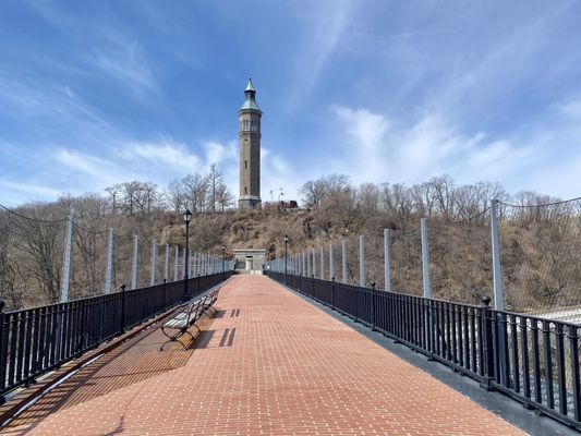 The High Bridge by null