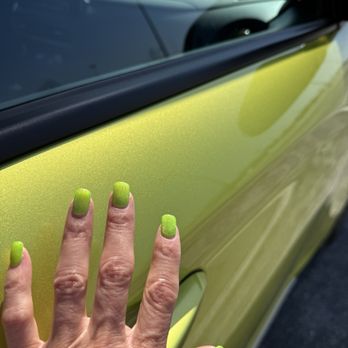 La Vida Nails & Spa - I wanted my nails to match my car and Hannah nailed it! - Nail Salons Near Me - Bourbonnais, Illinois