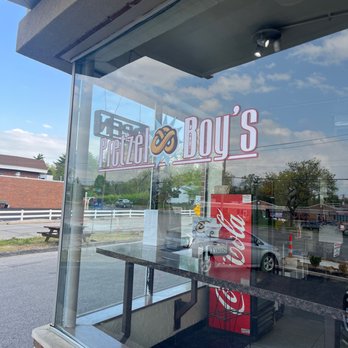 Pretzel Boy's - Pretzel Boy's storefront - Bakeries Near Me - Saint Louis, Missouri Pretzel Boy's - Pretzel Boy's storefront - Bakeries Near Me - Saint Louis, Missouri