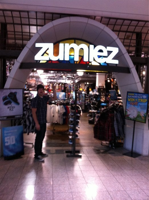 ZUMIEZ Updated September 2024 12 Reviews 1300 W Sunset Rd