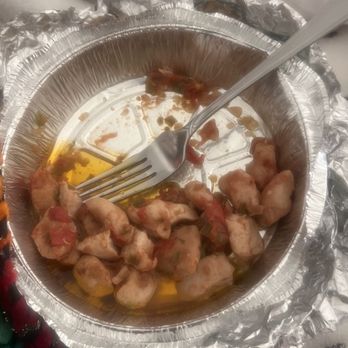 Meals by Genet - This is a bad photo of the butter chicken - Ethiopian Near Me - Los Angeles, California Meals by Genet - This is a bad photo of the butter chicken - Ethiopian Near Me - Los Angeles, California