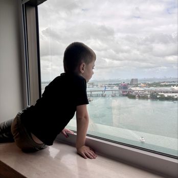 InterContinental Miami - Watching the boats in the bay - Hotels Near Me - Miami, Florida