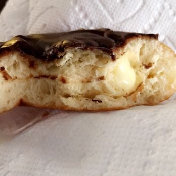 Dunkin' - more bites in & now I'm feeling jipped! Giving them the benefit of the doubt since they just opened but I really hope they get it together! - Donuts Near Me - Fremont, California