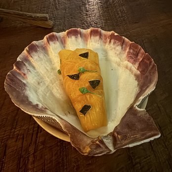 Meteora - Persimmons on top of scallops - New American Near Me - Los Angeles, California Meteora - Persimmons on top of scallops - New American Near Me - Los Angeles, California