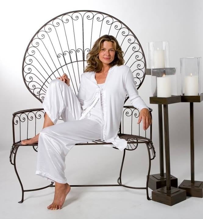 Darlene's Bath & Body Lounge Logo