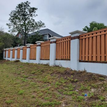 Gravity Wave Power Washing - After fence cleaning and paiting - Pressure Washers Near Me Gravity Wave Power Washing - After fence cleaning and paiting - Pressure Washers Near Me