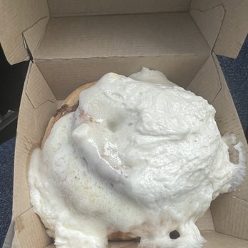 Cinnaholic - Original cinnamon roll with vanilla frosting - Bakeries Near Me - Tampa, Florida Cinnaholic - Original cinnamon roll with vanilla frosting - Bakeries Near Me - Tampa, Florida