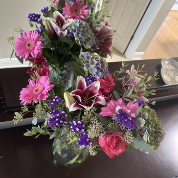 Kimberly's Flowers - Florists Near Me - San Clemente, California
