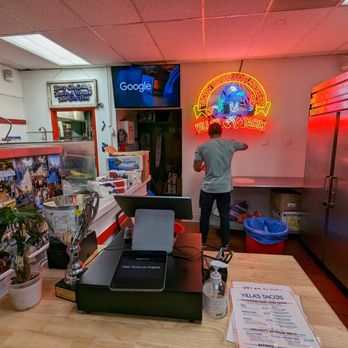 Villa's Tacos - Ordering inside - Tacos Near Me - Los Angeles, California Villa's Tacos - Ordering inside - Tacos Near Me - Los Angeles, California