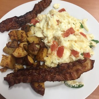 No Toro Cafe - Egg white scramble with bacon - Breakfast & Brunch Near Me - Artesia, California No Toro Cafe - Egg white scramble with bacon - Breakfast & Brunch Near Me - Artesia, California