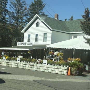 Briermere Farms - Front of the farm outside - Bakeries Near Me - Riverhead, New York