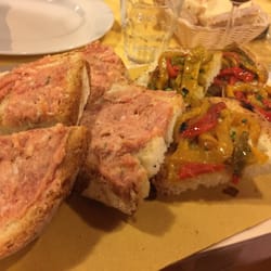 L'Arrosticino da Pietrino - Bruschette con carne di maiale e peperoni