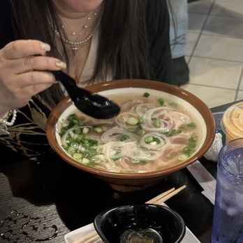 Pho Aimie - Phó soup I think it is a combo almost - Vietnamese Near Me - North Las Vegas, Nevada Pho Aimie - Phó soup I think it is a combo almost - Vietnamese Near Me - North Las Vegas, Nevada