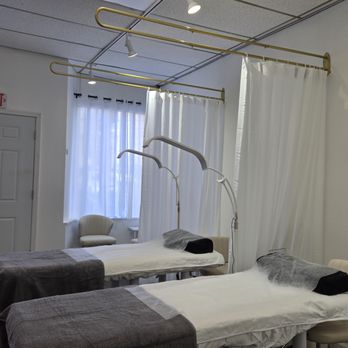 Bornbeau Lash Bar - Eyelash Service Near Me - College Point, New York Bornbeau Lash Bar - Eyelash Service Near Me - College Point, New York