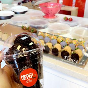 Dipped by Dee - Desserts Near Me - Aiea, Hawaii