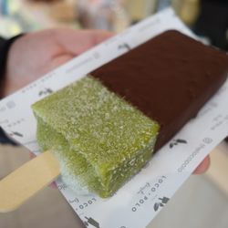 Loco Polo - Matcha pop dipped in chocolate