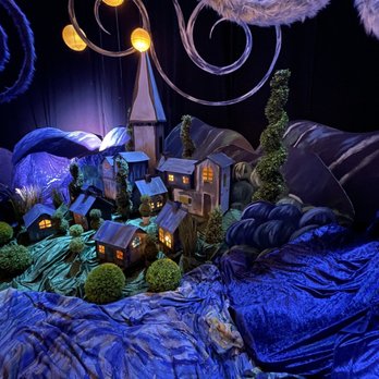 Beyond Van Gogh: the Immersive Experience - Village brought to life in the reception area - Art Installation Near Me - Albuquerque, New Mexico