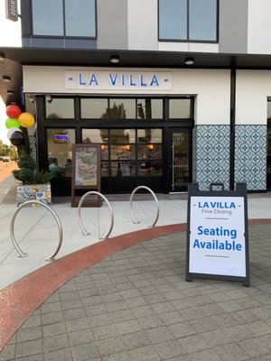 La Villa Grill & Bar by null