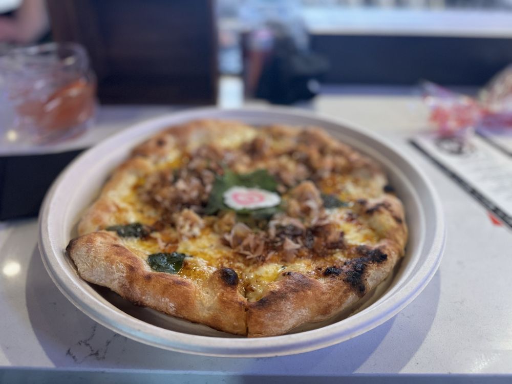 Social spots from Tokyo Pie