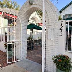 1921 Mount Dora - Front patio entrance
