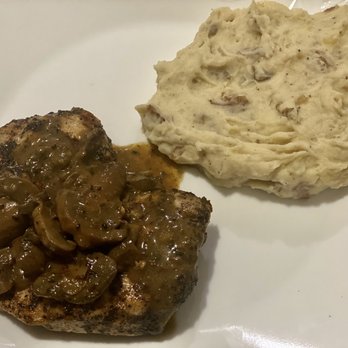 Carrabba's Italian Grill - Chicken Marsala with Garlic Mashed Potatoes - Italian Near Me - Columbus, Ohio