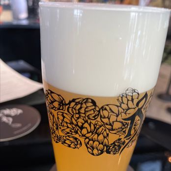 The Alchemist - Hand pulled heady topper - Breweries Near Me - Stowe, Vermont The Alchemist - Hand pulled heady topper - Breweries Near Me - Stowe, Vermont