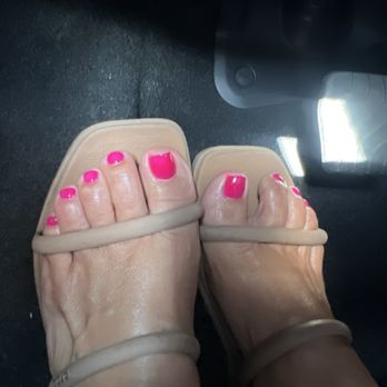 Me Time Nail Lounge - Pedicure - Theary - Nail Salons Near Me - Redondo Beach, California