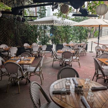 WeHo Bistro - Part of the large outdoor patio. - French Near Me - West Hollywood, California WeHo Bistro - Part of the large outdoor patio. - French Near Me - West Hollywood, California