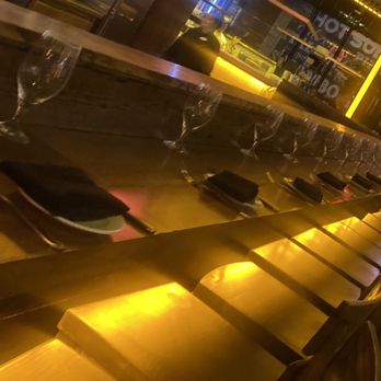 Villain & Saint - High Top next to chef tables - Gastropubs Near Me - Atlantic City, New Jersey