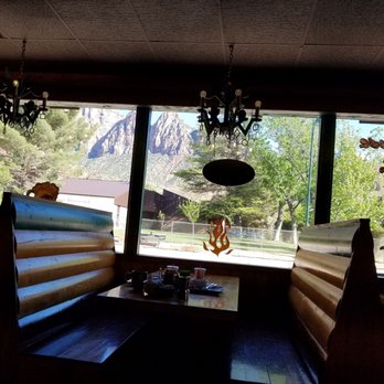 Porter's - Scenic view. - Salad Near Me - Springdale, Utah