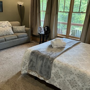Toccoa House Properties - Vacation Rentals Near Me - Blue Ridge, Georgia