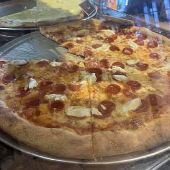 Villa Monte - Pizza Near Me - Old Bethpage, New York Villa Monte - Pizza Near Me - Old Bethpage, New York