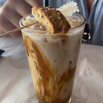 Caffe Luna Rosa - Iced caramel coffee - Italian Near Me - Delray Beach, Florida