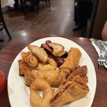 New Star Restaurant - Appetizer platter - Chinese Near Me - Elmwood Park, Illinois New Star Restaurant - Appetizer platter - Chinese Near Me - Elmwood Park, Illinois