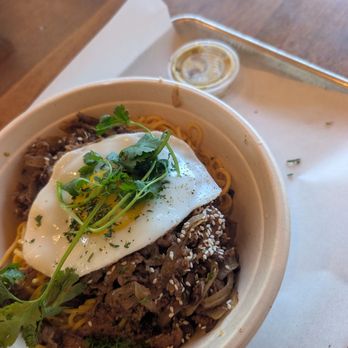 Nguyen's Kitchen - Bulgogi garlic noodles with egg - Vietnamese Near Me - Orange, California Nguyen's Kitchen - Bulgogi garlic noodles with egg - Vietnamese Near Me - Orange, California