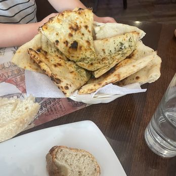 il Canale - Focaccia - Italian Near Me - Washington, DC, District of Columbia