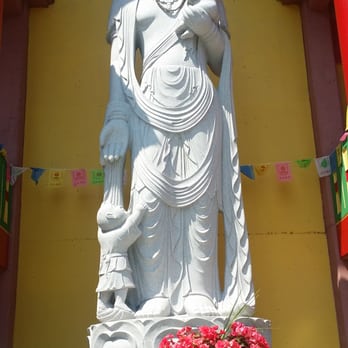Ten Thousand Buddhas Sarira Stupa - Buddhist Temples Near Me - Niagara Falls, Ontario Ten Thousand Buddhas Sarira Stupa - Buddhist Temples Near Me - Niagara Falls, Ontario