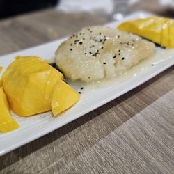 Southampton Thai Cuisine - Sticky rice and mango was good too