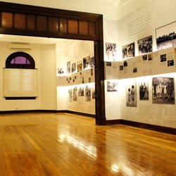 Centro Ana Frank Argentina - Detalle de la muestra permanente del museo. Todos los visitantes son recibidos por un equipo de guías voluntarios de entre 13 y 25 años.
