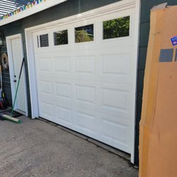 Lyft Pro Garage Door