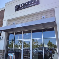 IDOLIZE Brows And Beauty Kissimmee - Outside of the spa